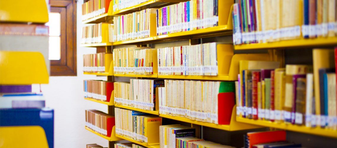 Fotografía de la biblioteca del centro lombardo